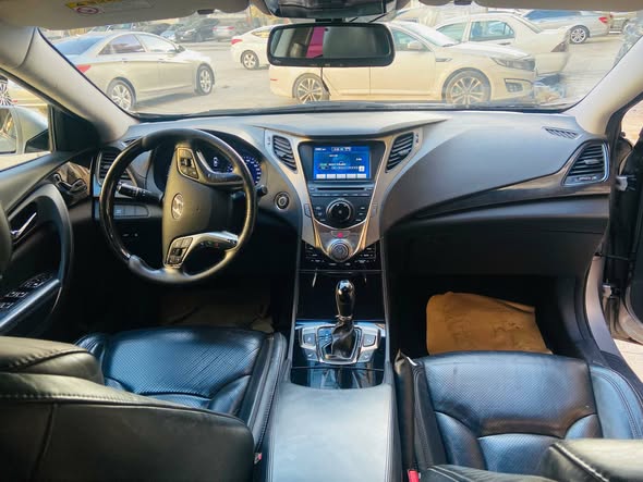 هيونداي جرانديور 2012