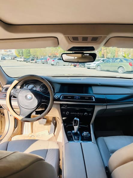 بي إم دبليو 730 2011 - صورة 3