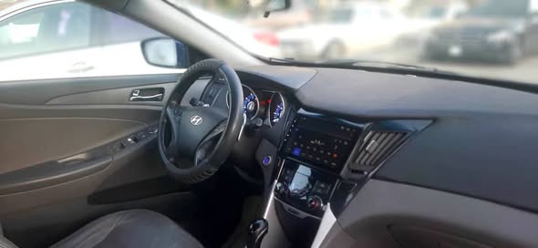 هيونداي سوناتا 2011 - صورة 2