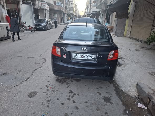 كيا ريو 2010 - صورة 1
