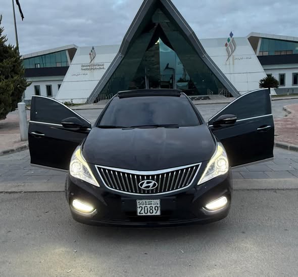 هيونداي أزيرا 2012