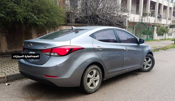 هيونداي افانتي 2014 - صورة 3