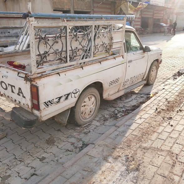 تويوتا بيك أب 1998 - صورة 3