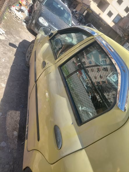 داسيا لوكان 2005 - صورة 2