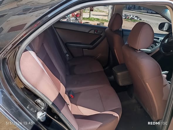 كيا فورتي 2010 - صورة 3