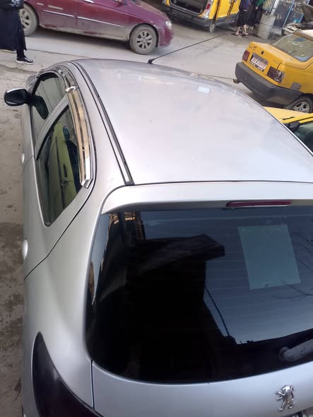 بيجو ٢٠٦ 2004 - صورة 5