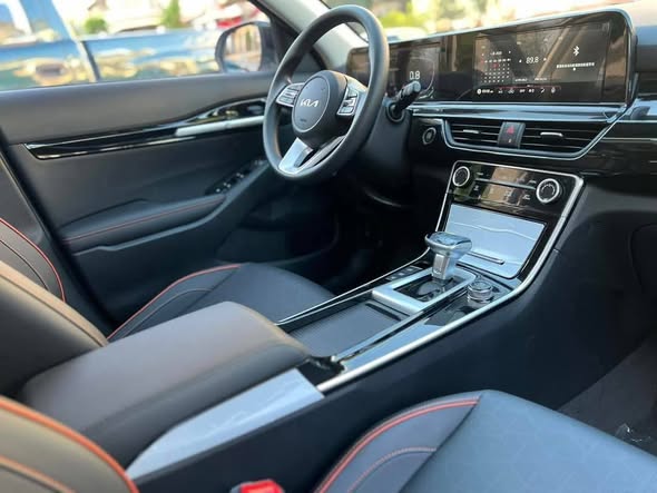 كيا سيلتوس 2025 - صورة 4
