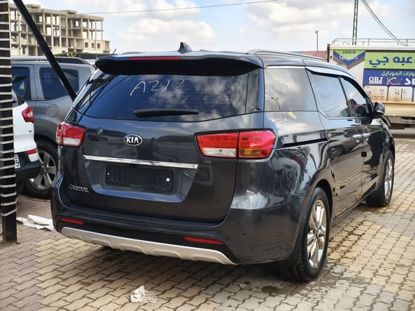 كيا كرنفال 2015 - صورة 2