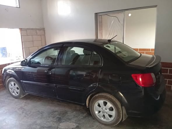 كيا ريو 2010 - صورة 2