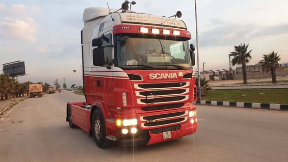 سكانيا R440 2013 - صورة 4