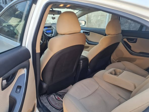 هيونداي إلنترا 2012 - صورة 3