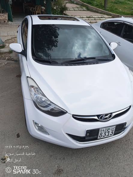 هيونداي افانتي 2012 - صورة 1