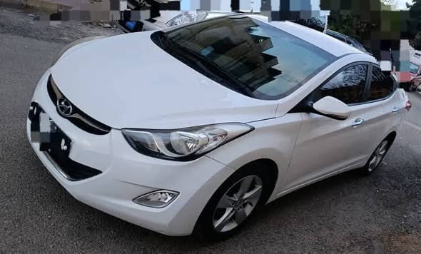 هونداي افانتي 2011 - صورة 2