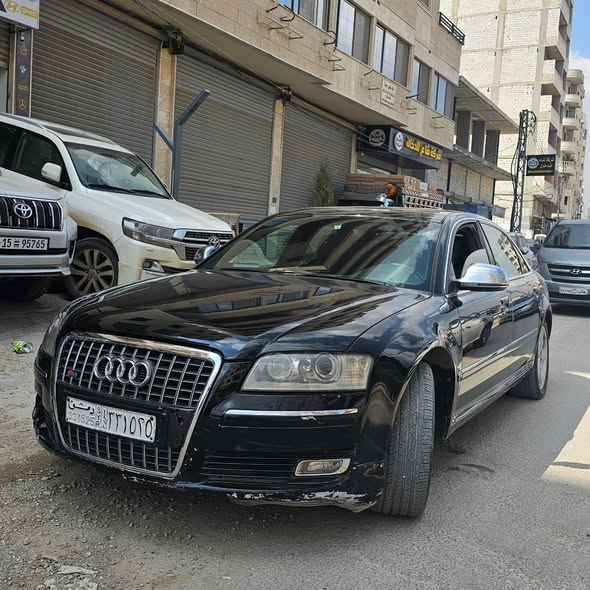 أودي A8 2008 - صورة 2