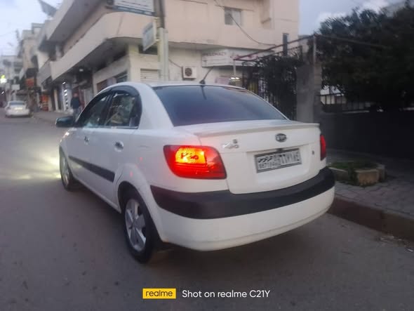 كيا ريو 2008 - صورة 3