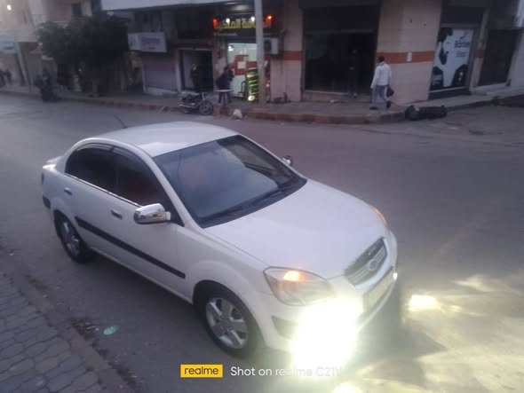 كيا ريو 2008 - صورة 4