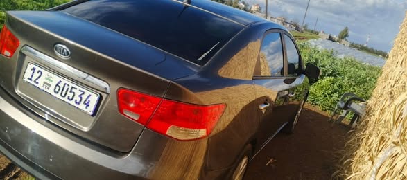 كيا فورتي 2009 - صورة 2