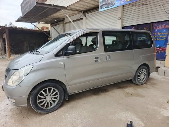 هيونداي اتش 1 2011