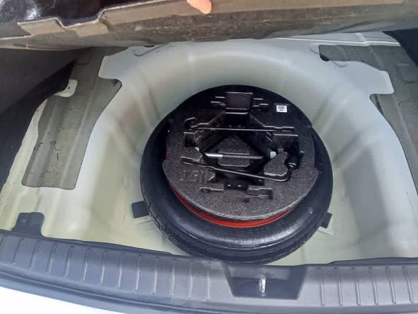 كيا أوبتما 2011 - صورة 5