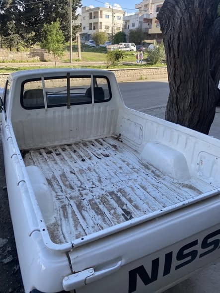 نيسان بيك أب 1993 - صورة 2