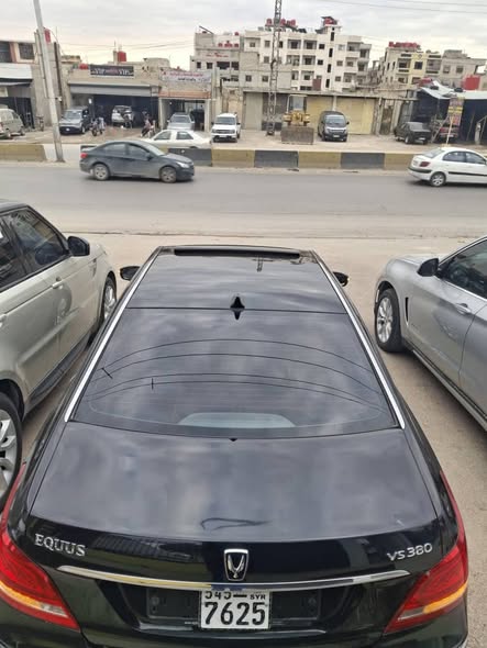 هيونداي ايكوس 2010