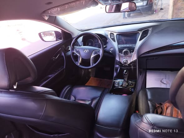 هيونداي أزيرا 2012 - صورة 5