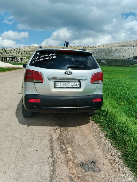 كيا سيرنتو 2011 - صورة 5