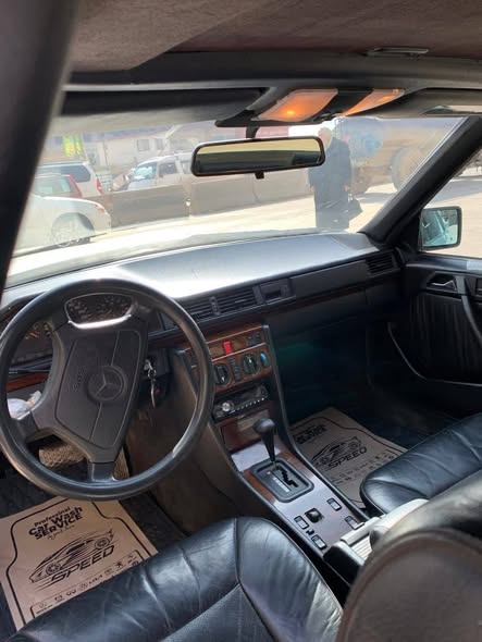 مرسيدس E320 1993 - صورة 2