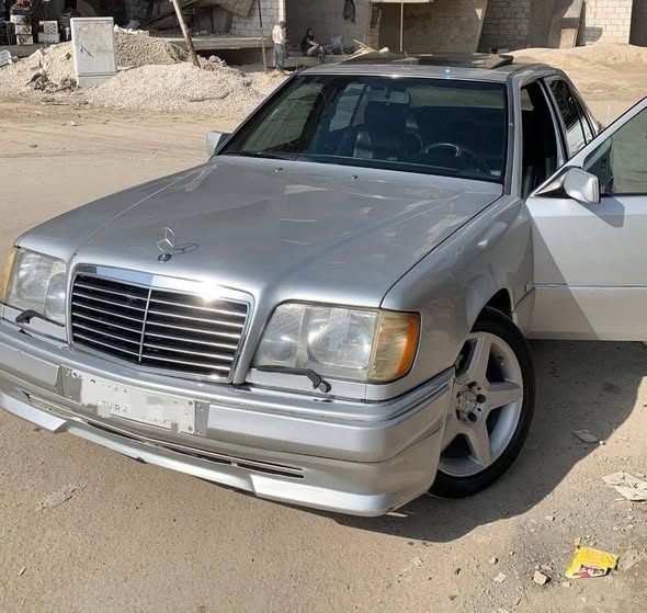 مرسيدس E320 1993 - صورة 4