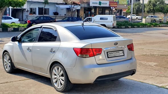 كيا سيراتو 2010 - صورة 5