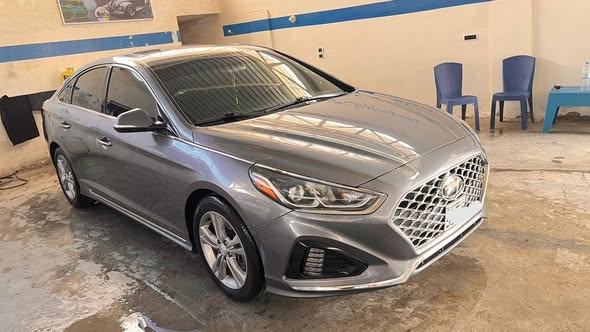 هيونداي ازيرا 2009 - صورة 3