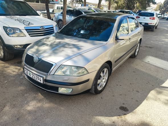 سكودا أوكتافيا 2006 - صورة 4