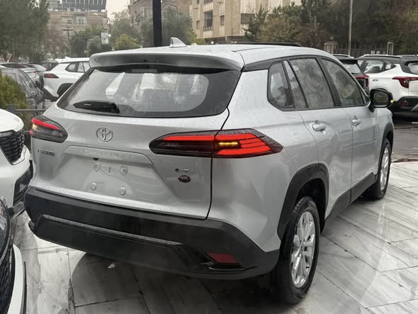 تويوتا فرونت لاندر 2025 - صورة 4