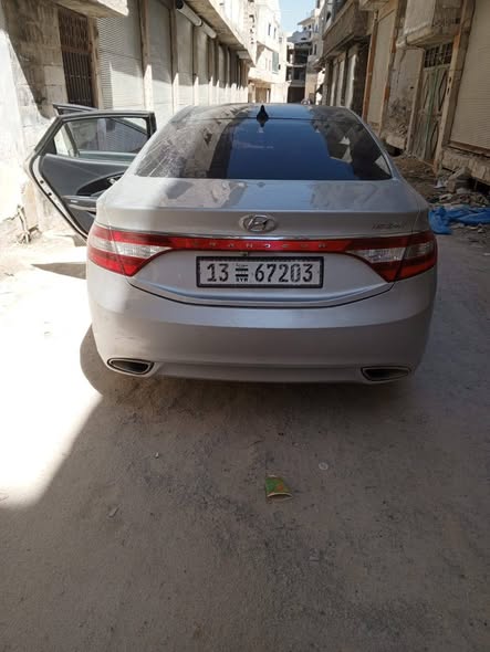 هيونداي ازيرا 2011 - صورة 2