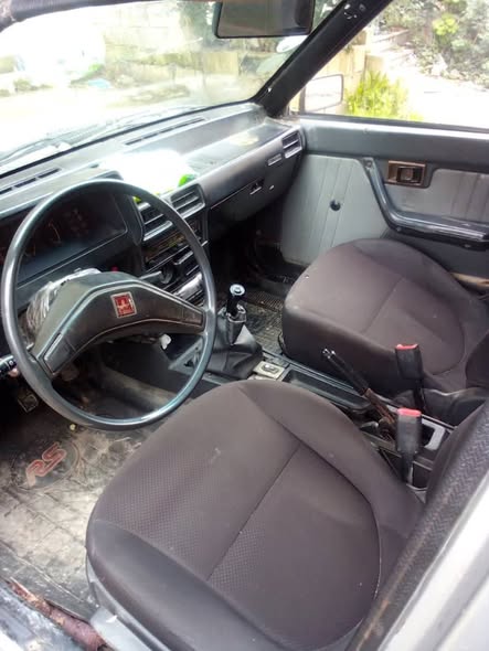 ميتسوبيشي لانسر 1983 - صورة 3