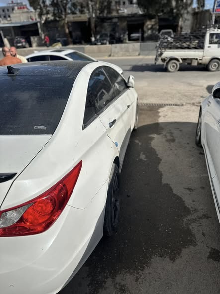 هيونداي سوناتا 2011 - صورة 2