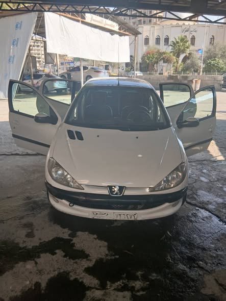 بيجو 206 2005 - صورة 1