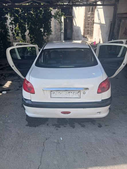 بيجو 206 2005 - صورة 2