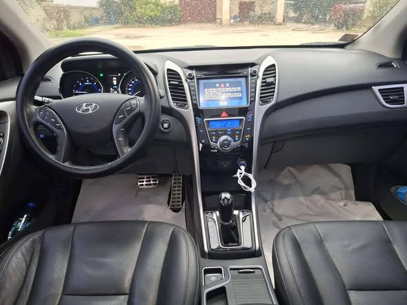 هونداي i30 2013 - صورة 4