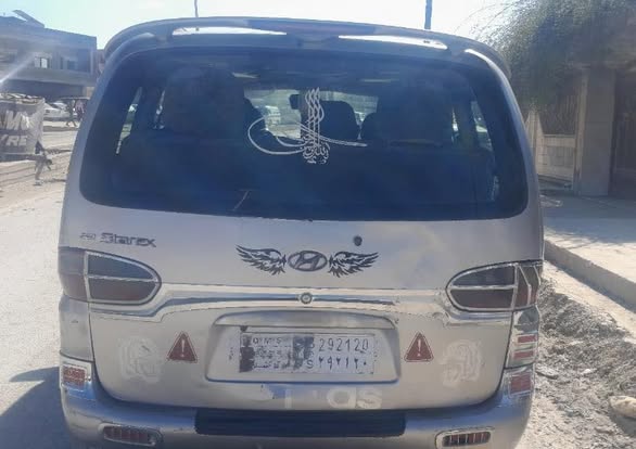 هيونداي ستاريكس 2004 - صورة 5