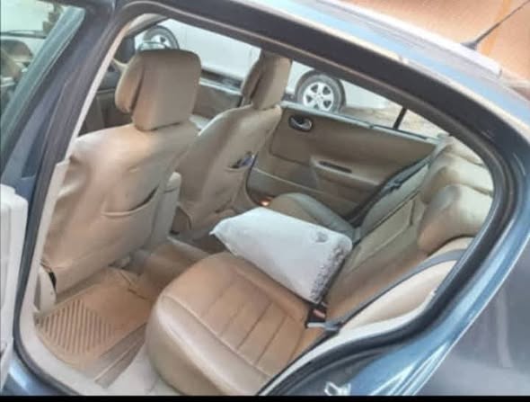 رينو ميغان 2006 - صورة 4