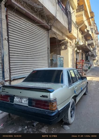 مازدا 929 1983 - صورة 4