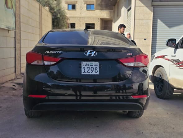 هيونداي افانتي 2014 - صورة 3