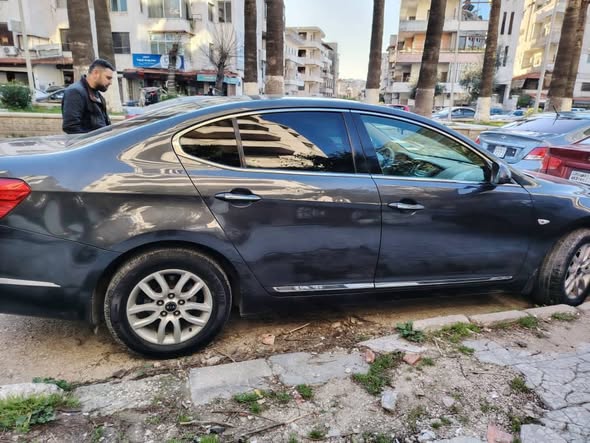 كيا كادينزا 2012 - صورة 3