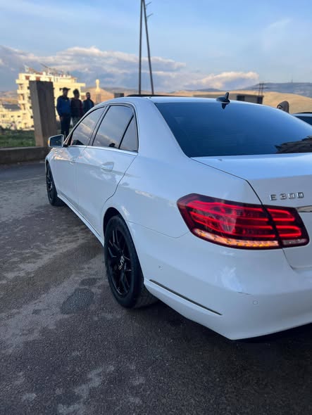 مرسيدس E300 2014 - صورة 2