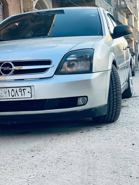 أوبل فكترا 2004 - صورة 2