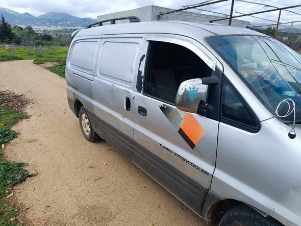 هيونداي ستاريكس 2002 - صورة 2