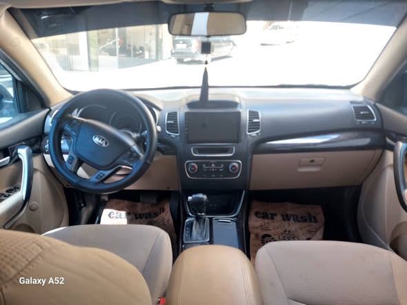 كيا سيرنتوا 2015 - صورة 2