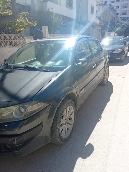 رينو ميغان 2006 - صورة 2