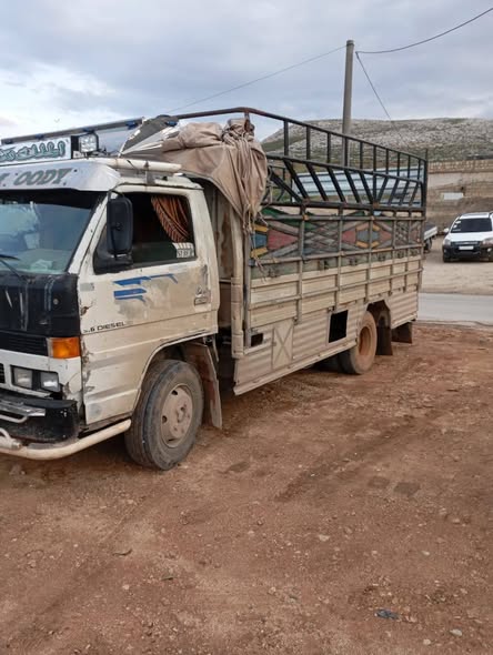 اسوزو بيك أب 1992 - صورة 2